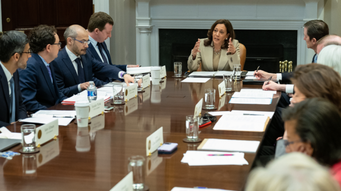 White House Meets With AI Leaders in Attempt to 'Protect Our Society'