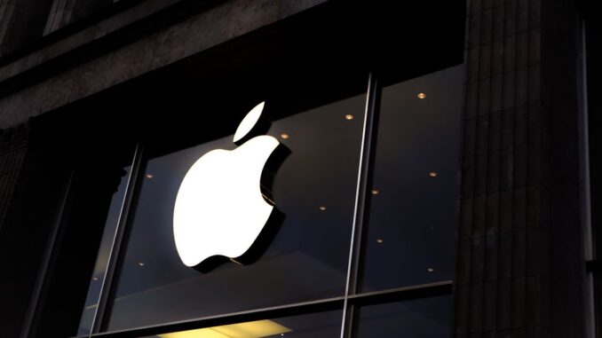 Apple Rejects Bitcoin Wallet Zeus a Day After Threatening to Apple Rejects Bitcoin Wallet Zeus a Day After Threatening to Delist Damus