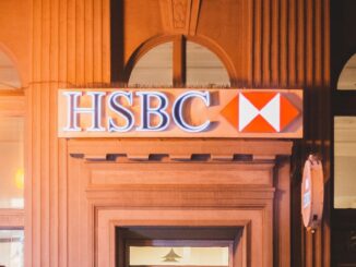 Why Banks Are Setting Up Shop in the Metaverse