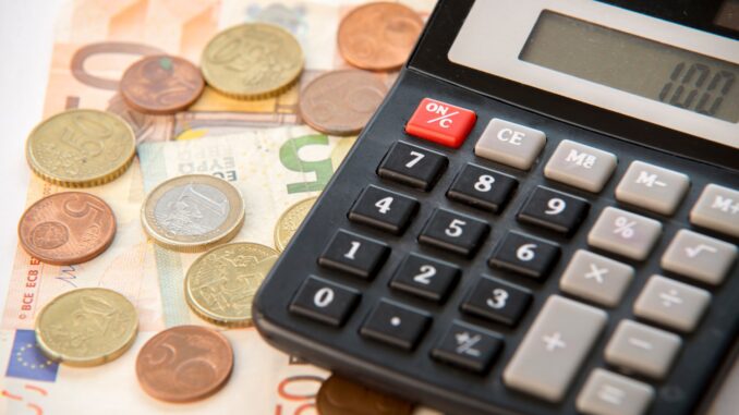 70% of Spanish Crypto Traders Declare Losses Over 70% of Spanish Crypto Traders Declared Losses in FY2022 – Report