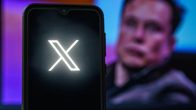 Elon Musk Confirms He'll Swap Twitter Logo for 'X' Tomorrow Elon Musk Confirms He'll Swap Twitter Logo for 'X' Tomorrow
