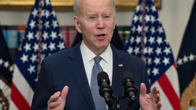 OpenAI, Google, Microsoft Promise White House to Keep AI Safe OpenAI, Google, Microsoft Promise White House to Keep AI Safe