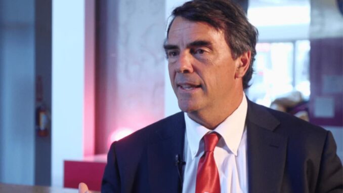 Tim Draper Explains Why Bitcoin Will Rise Above Fiat