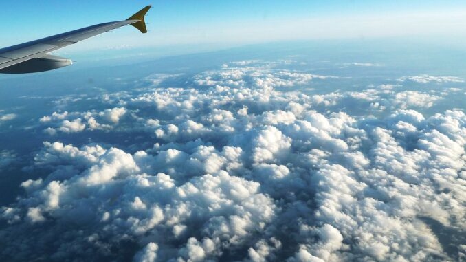 XRP Moving Above 'Cloud' Resistance Sets Bullish Precedent for Bitcoin XRP Moving Above 'Cloud' Resistance Sets Bullish Precedent for Bitcoin (BTC): Analyst