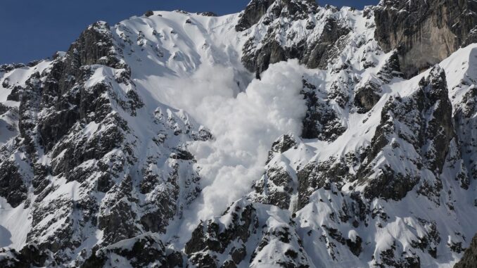 Avalanche Foundation Provides $3M in AVAX Tokens to Dexalot Avalanche Foundation Provides $3M in AVAX Tokens to Dexalot