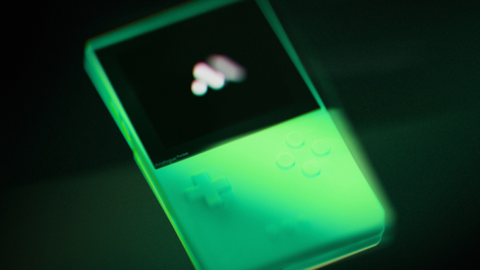 This Premium Glow-in-the-Dark Game Boy Plays All the Classics This Premium Glow-in-the-Dark Game Boy Plays All the Classics