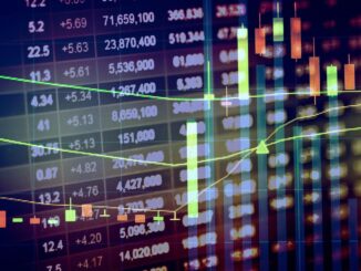 U.S. Spot BTC ETF Approval Likelihood Raised to 65% by Bloomberg Analysts