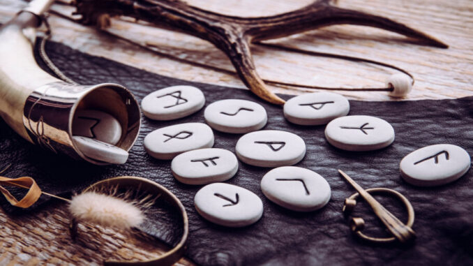 Bitcoin Ordinals Creator Announces New Fungible Token Protocol 'Runes' Bitcoin Ordinals Creator Announces New Fungible Token Protocol 'Runes'