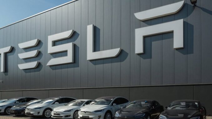 Tesla Up 10% on Prediction Its AI Chips Will Outperform Tesla Up 10% on Prediction Its AI Chips Will Outperform Nvidia's