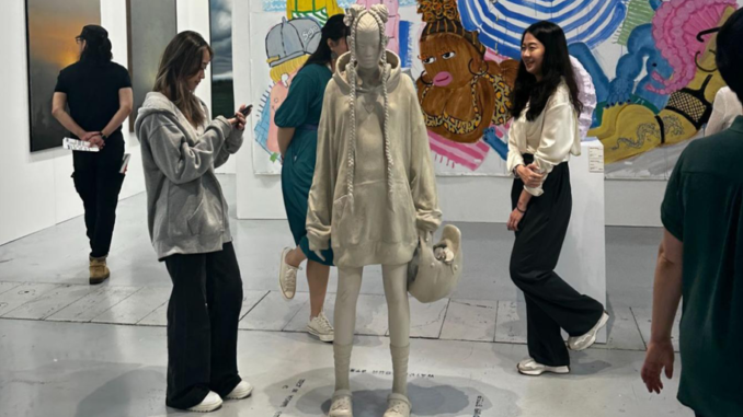 Fashion Dreams of Tomorrow as Art, Crypto, and Style Collide Fashion Dreams of Tomorrow as Art, Crypto, and Style Collide in Seoul