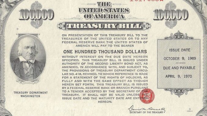 A New Yield-Bearing Stablecoin Investing in U.S. Treasuries Atmosphere (Shutterstock/CoinDesk)