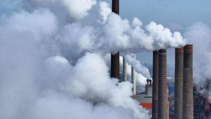 COP28 and Bitcoin: The Beginning of a Beautiful Friendship? Atmosphere (Shutterstock/CoinDesk)