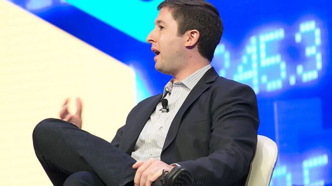 Grayscale Bitcoin Trust Could See $2.7B of Outflows if ETF Atmosphere (Shutterstock/CoinDesk)