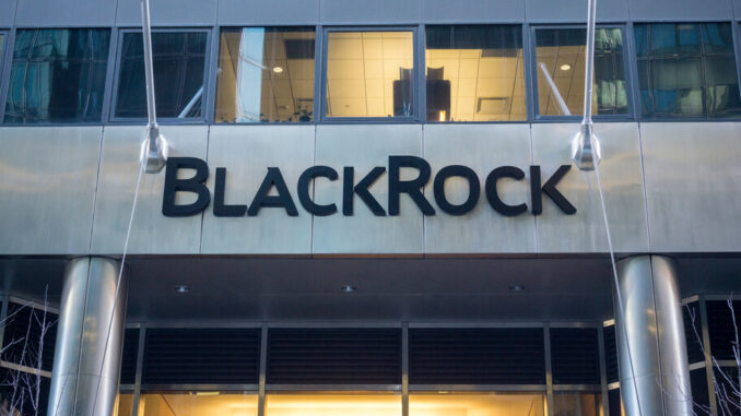Not Just Grayscale: BlackRock Also Met With SEC to Talk Not Just Grayscale: BlackRock Also Met With SEC to Talk Bitcoin ETF