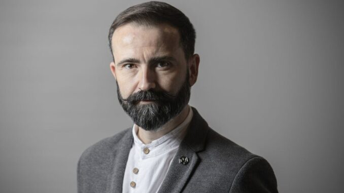 Oliver von Landsberg-Sadie Quits Crypto Banking Firm BCB Group Atmosphere (Shutterstock/CoinDesk)