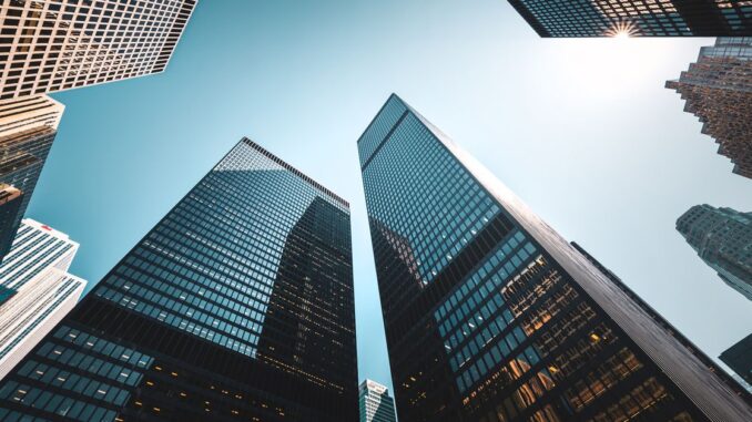 Why Institutional Allocation to Crypto Is on the Rise Atmosphere (Shutterstock/CoinDesk)