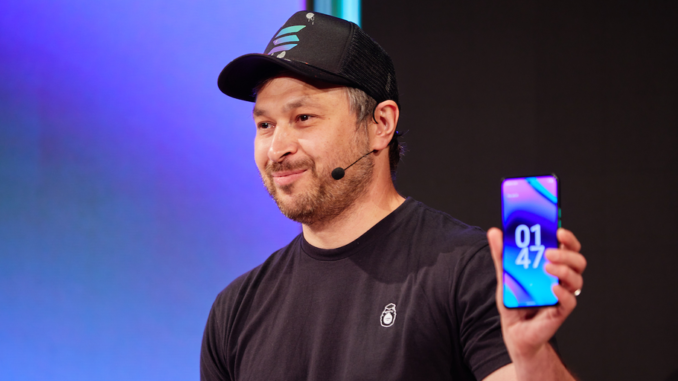 Solana Weighs Demand for Saga Phones After Sellout Amid BONK Solana Weighs Demand for Saga Phones After Sellout Amid BONK Boom