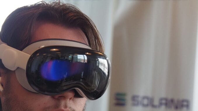 Crypto Developers Embrace Apple's Vision Pro at Solana-Heavy Utah Office Elvis impersonators (Perry Knotts/Getty Images)