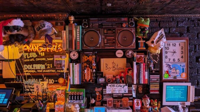 How PubKey Revived Bitcoin Culture in New York City Tyler Spalding, CEO / Co-Founder, Flexa, 2Chainz and Zack Seward, Deputy Editor-in-Chief, CoinDesk