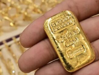 Gold’s Price Surge to Nearly $2,200 Overshadowed by Bitcoin’s ‘Speculative Mania,’ Peter Schiff Claims