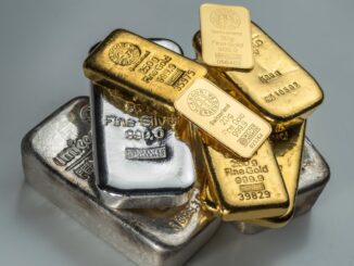 Gold and Silver Weather the Storm as Middle East Unrest Shakes Crypto Markets